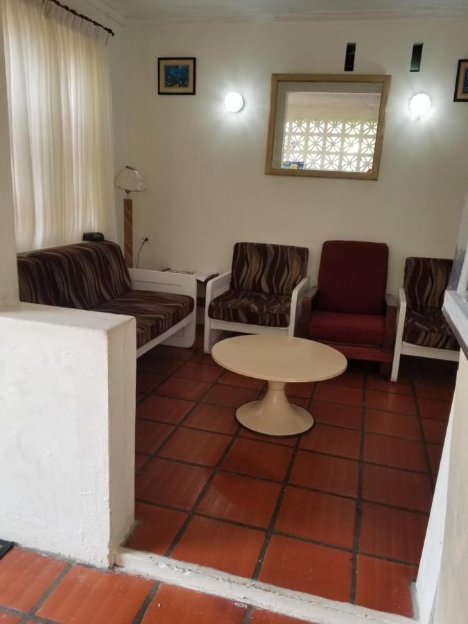 Rio Guesthouses Крайст Чърч Екстериор снимка