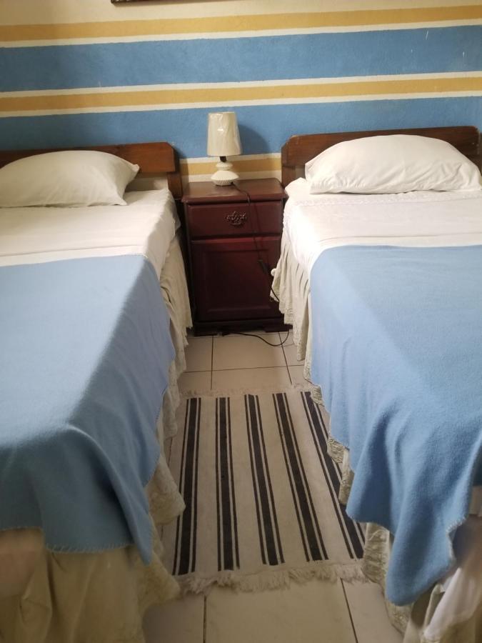 Rio Guesthouses Крайст Чърч Екстериор снимка
