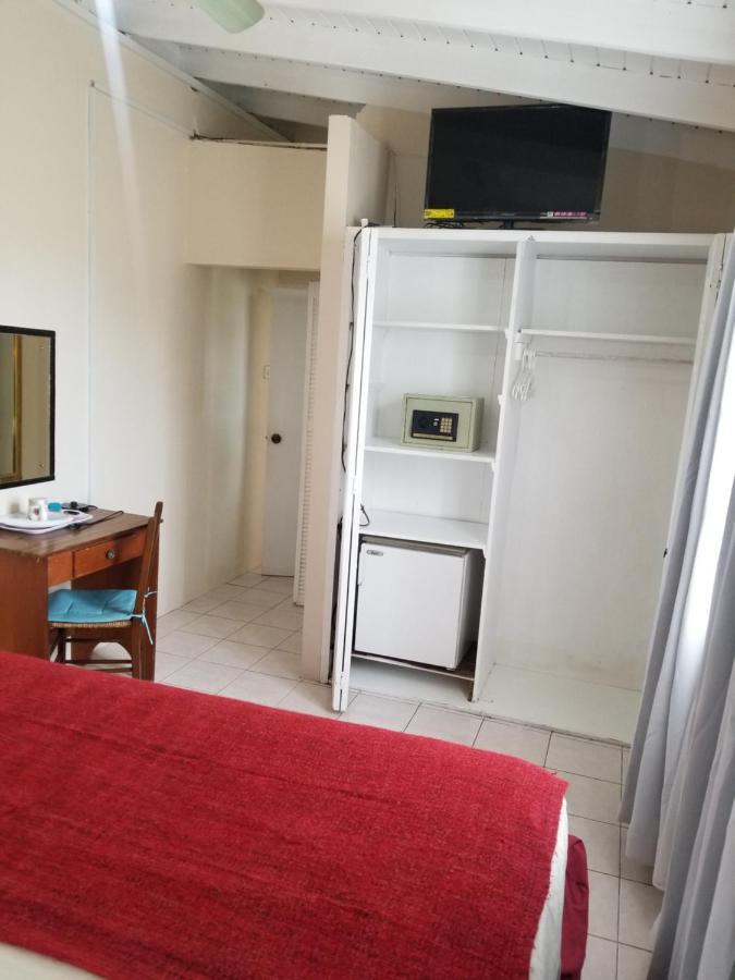 Rio Guesthouses Крайст Чърч Екстериор снимка