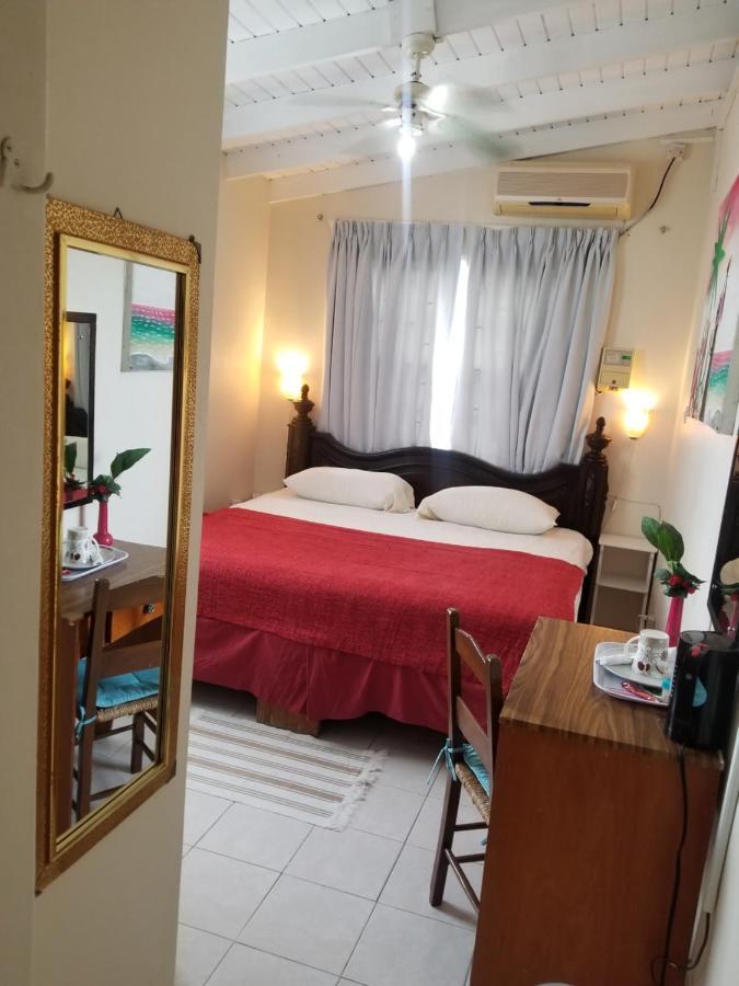 Rio Guesthouses Крайст Чърч Екстериор снимка