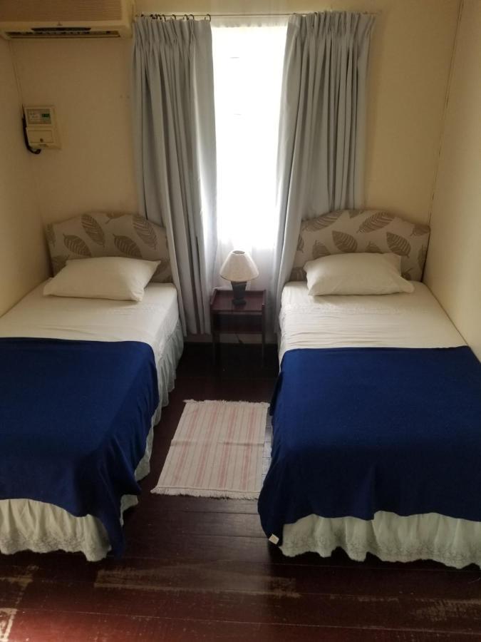 Rio Guesthouses Крайст Чърч Екстериор снимка